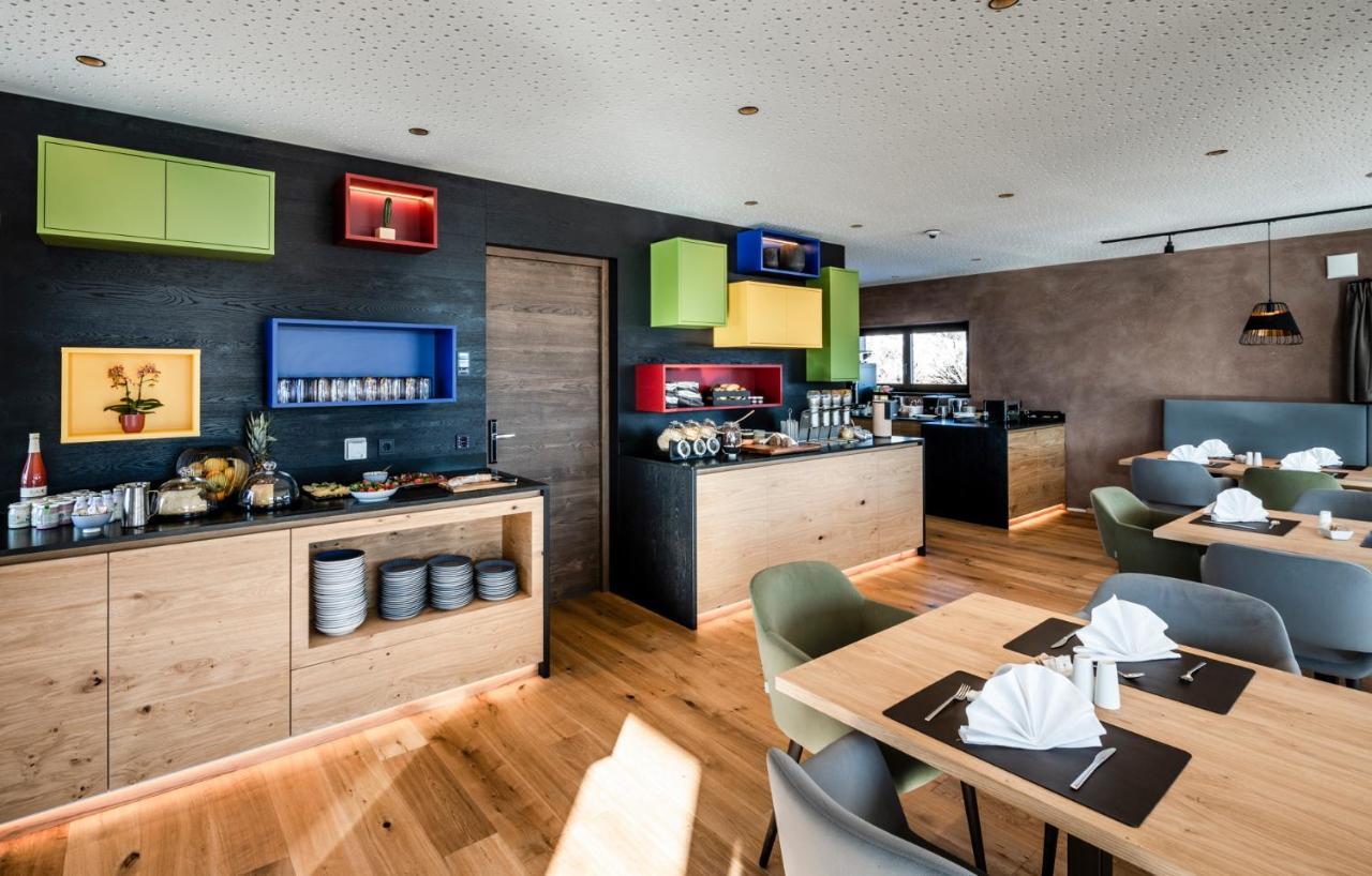 Aparthotel Panorama Living Dolomites Meransen Exteriör bild